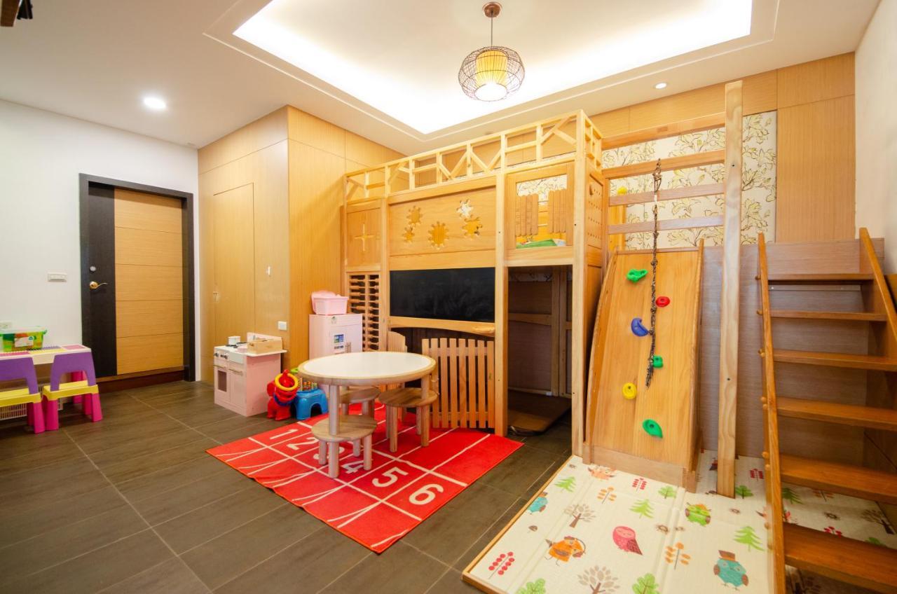 宜人生活溜滑梯親子民宿 Easylife B&B 冬山郷 エクステリア 写真