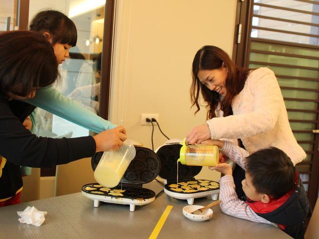 宜人生活溜滑梯親子民宿 Easylife B&B 冬山郷 エクステリア 写真