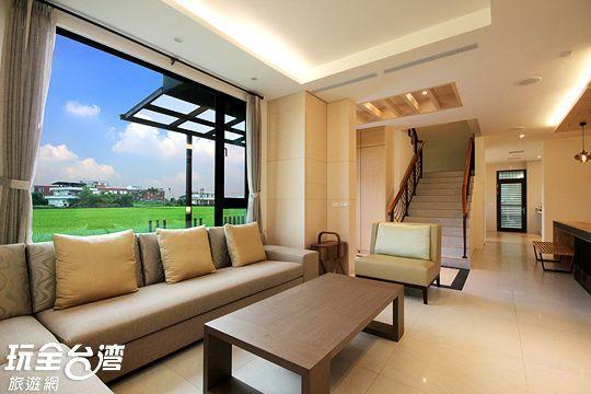 宜人生活溜滑梯親子民宿 Easylife B&B 冬山郷 エクステリア 写真